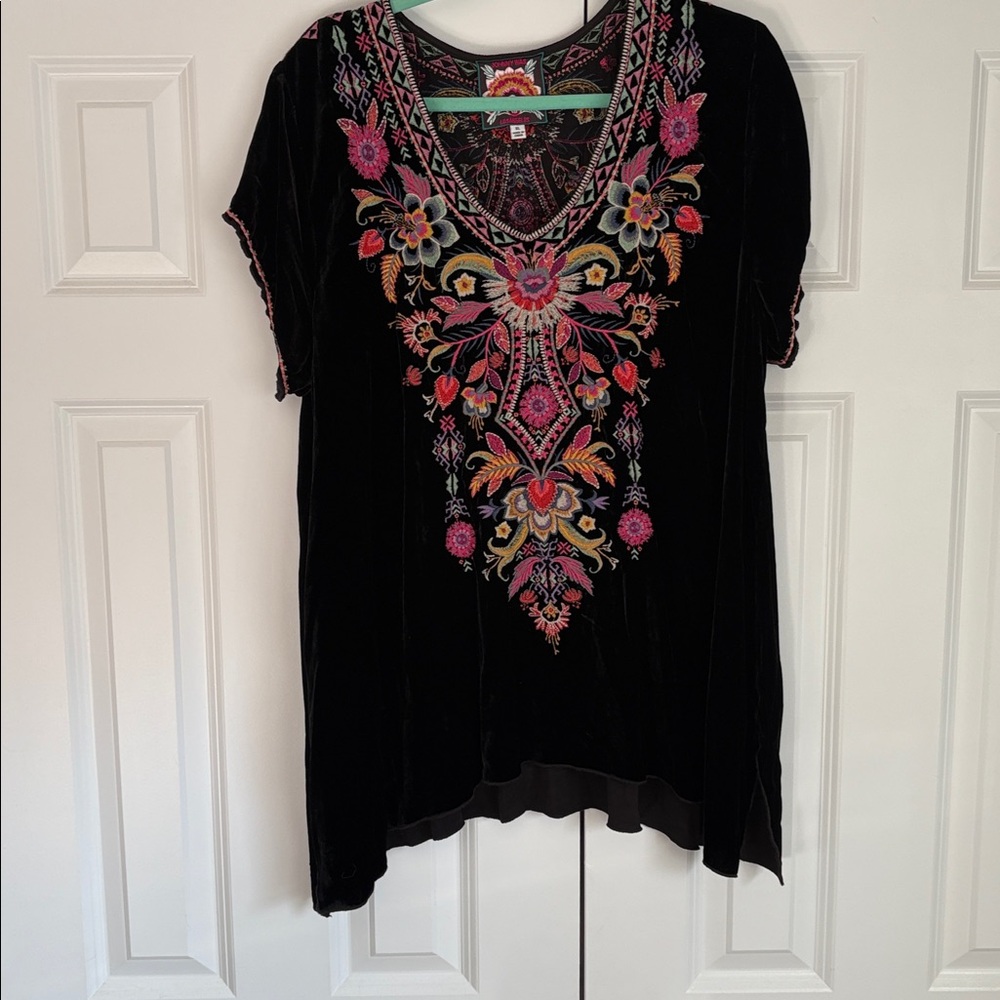Johnny Was velvet top-size XL-NWOT